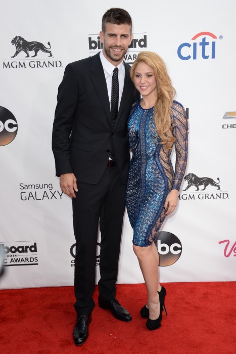 El truco de shakira para lucir más alta en las fotos