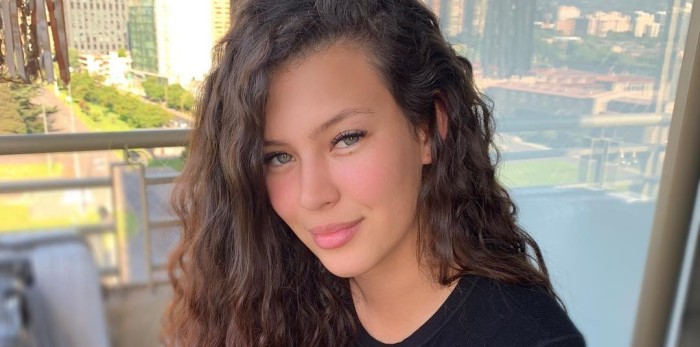 Acusan a Michelle Carvalho de transgredir lugar sagrado en parque de Isla de Pascua