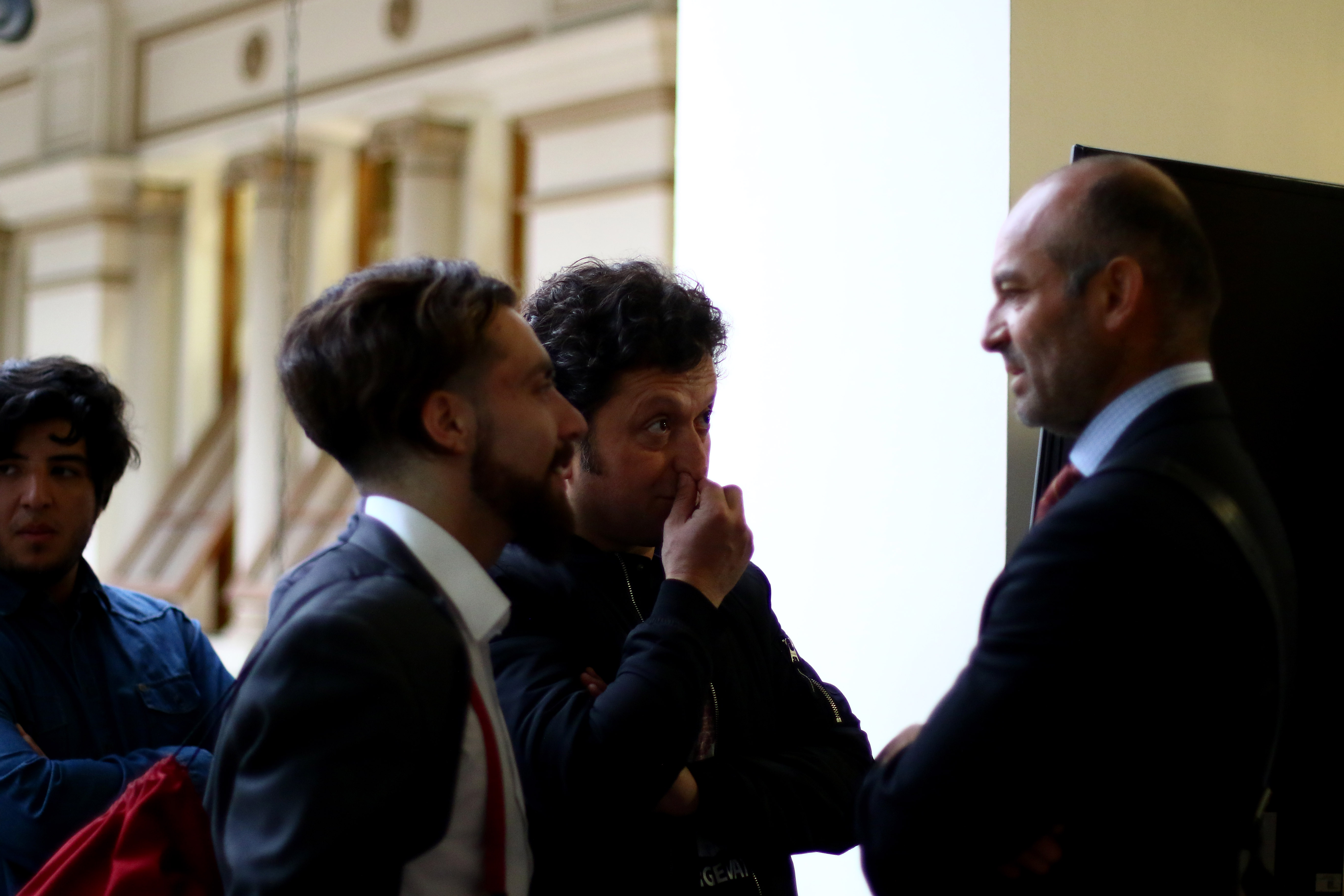 Daniel Alcaíno prepara demanda