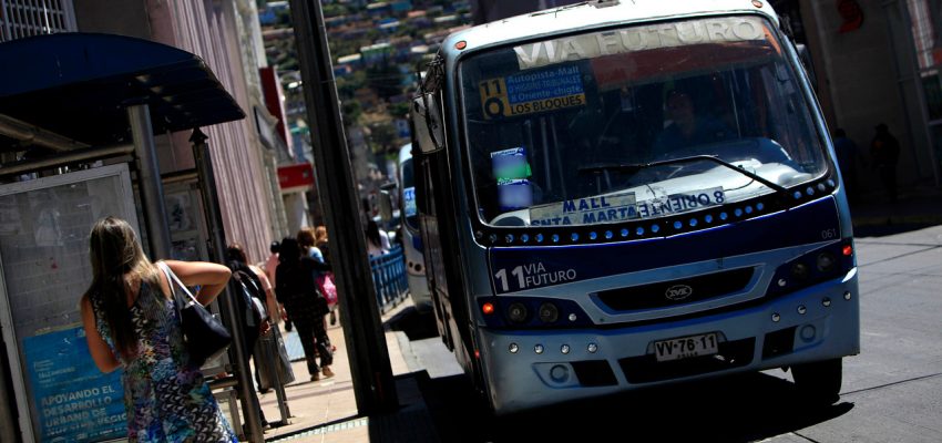 Viralizan amable gesto de chofer con pasajera que se quedó dormida durante recorrido en Concepción