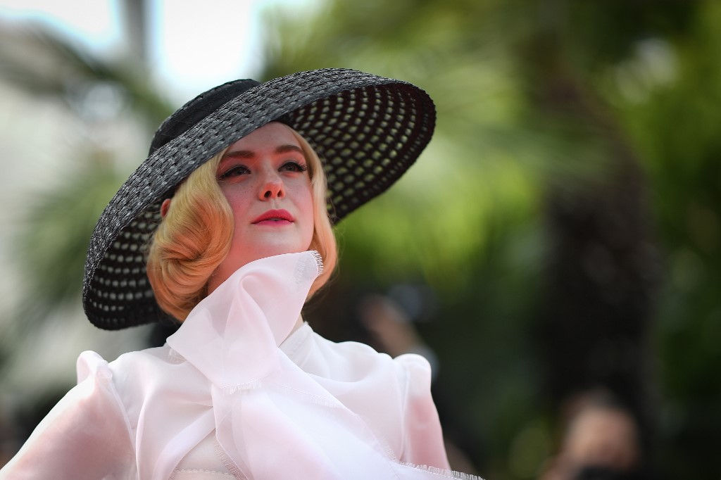 Actriz Elle Fanning se desmayó en Cannes por su 