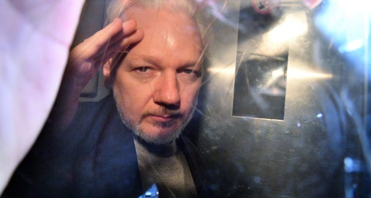 Suecia reabre caso contra Julian Assange por presunta violación a una mujer