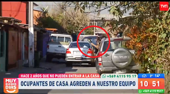Equipo del 'Muy Buenos Días' sufrió agresión en pleno despacho: les lanzaron botellas