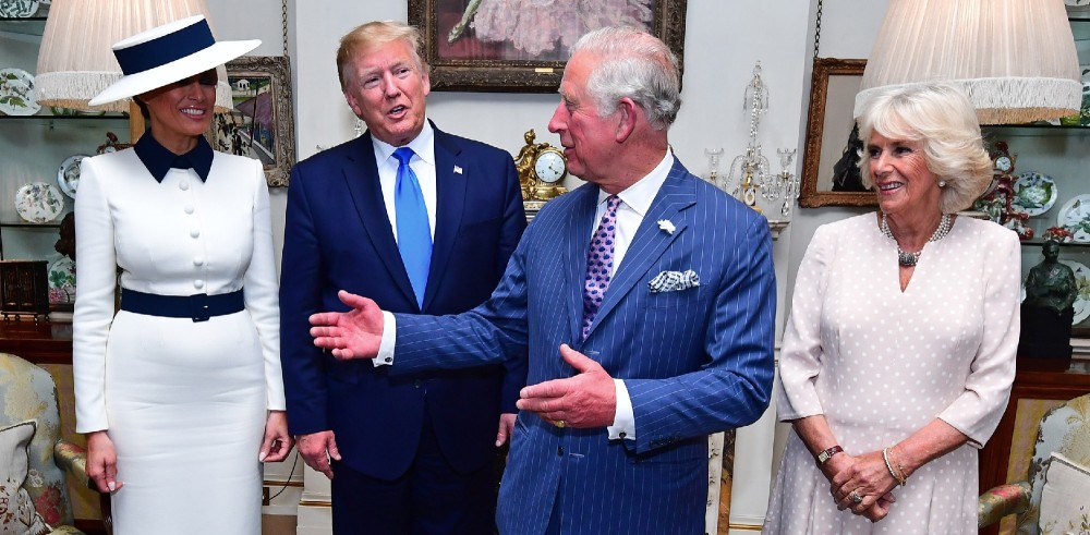 Guiño de Camilla a espaldas de Trump es viral