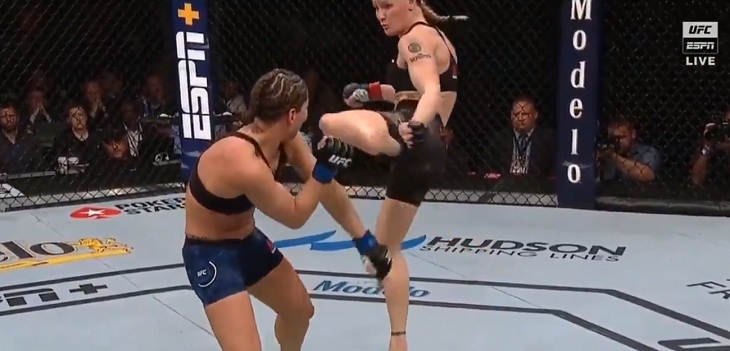 el brutal ko de valentina shevchenko a jessica eye