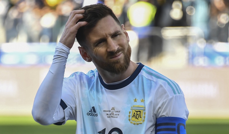 Conmebol dio a conocer el castigo de Messi por su pelea con Medel en Copa América