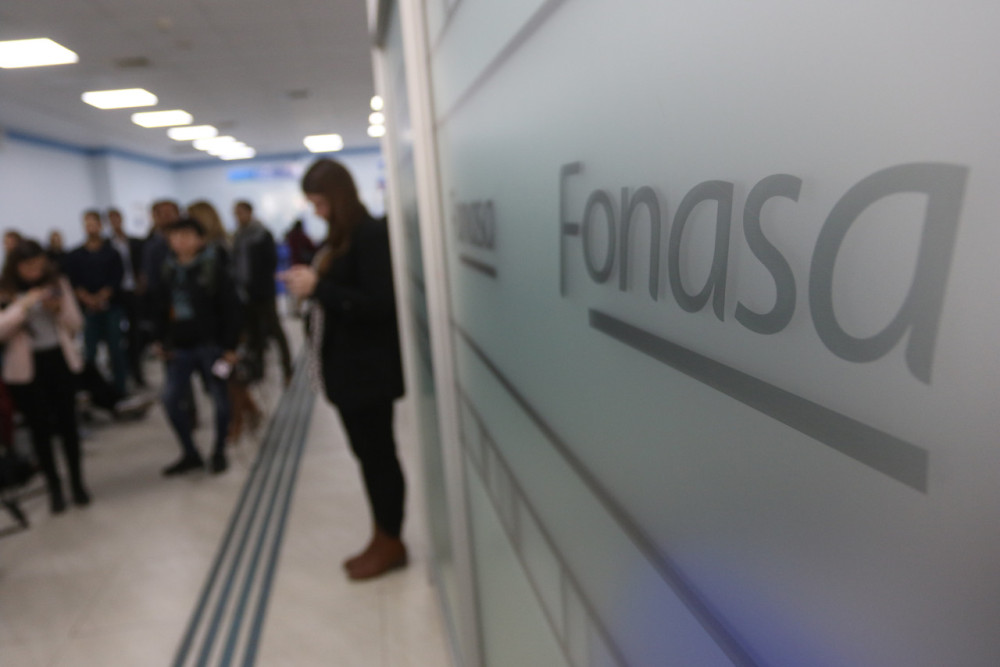 Devolución de excesos de Fonasa: revisa cuándo será el próximo pago