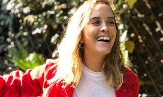 Los proyectos que tienen a Consuelo Schuster con una sonrisa