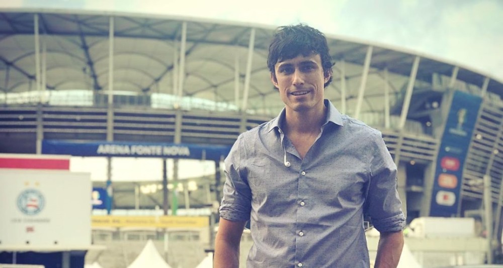 Roberto Cox recibió ola de críticas por llamado a triplicar viajes a Brasil para apoyar a La Roja