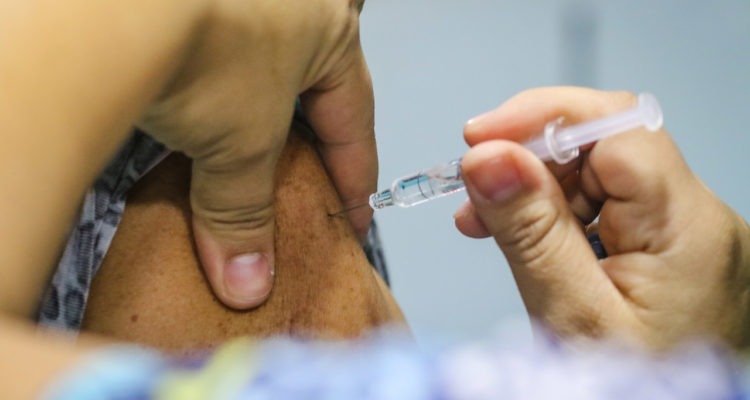 ¿Por qué deberías vacunarte contra la influenza? Conoce las razones y los grupos más expuestos