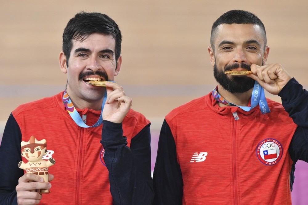 Ciclistas podrían perder medallas por acusación de doping