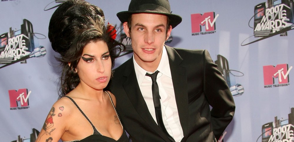 Exesposo de Amy Winehouse ofreció imágenes íntimas de la cantante por dinero