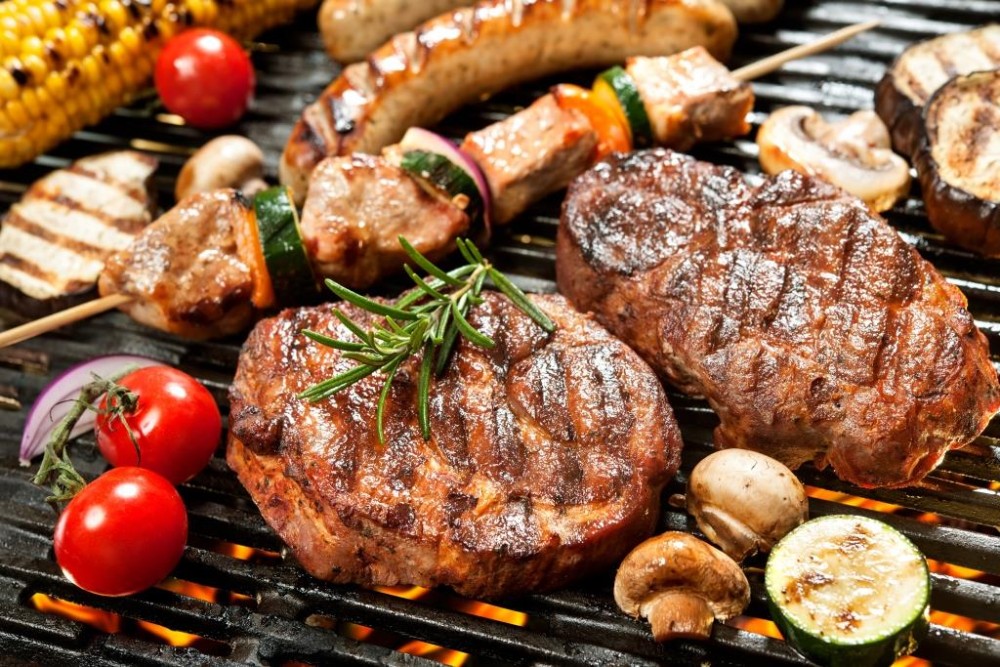 Los mejores tips para comprar, conservar y cocinar la carne para un asado