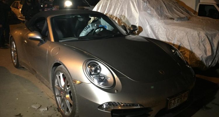 Director de LUN sufrió violento robo de su Porsche en una "encerrona"