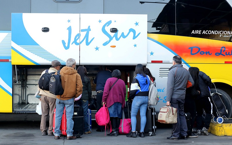 42 pasajeros quedan a la deriva en Argentina