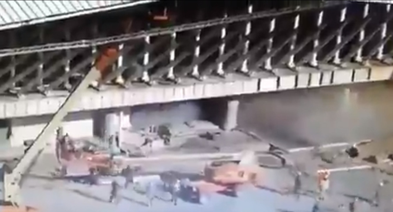 Video registró momento exacto del derrumbe en aeropuerto de Buenos Aires: dejó 1 muerto y 10 heridos