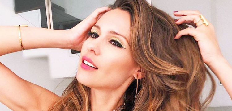 Pampita subió infartante foto en bikini: la prenda es parte de su propia línea de trajes de baño