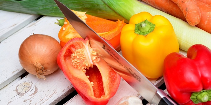 Los importantes beneficios que tienen las cáscaras de las frutas y vegetales y que quizá no conoces