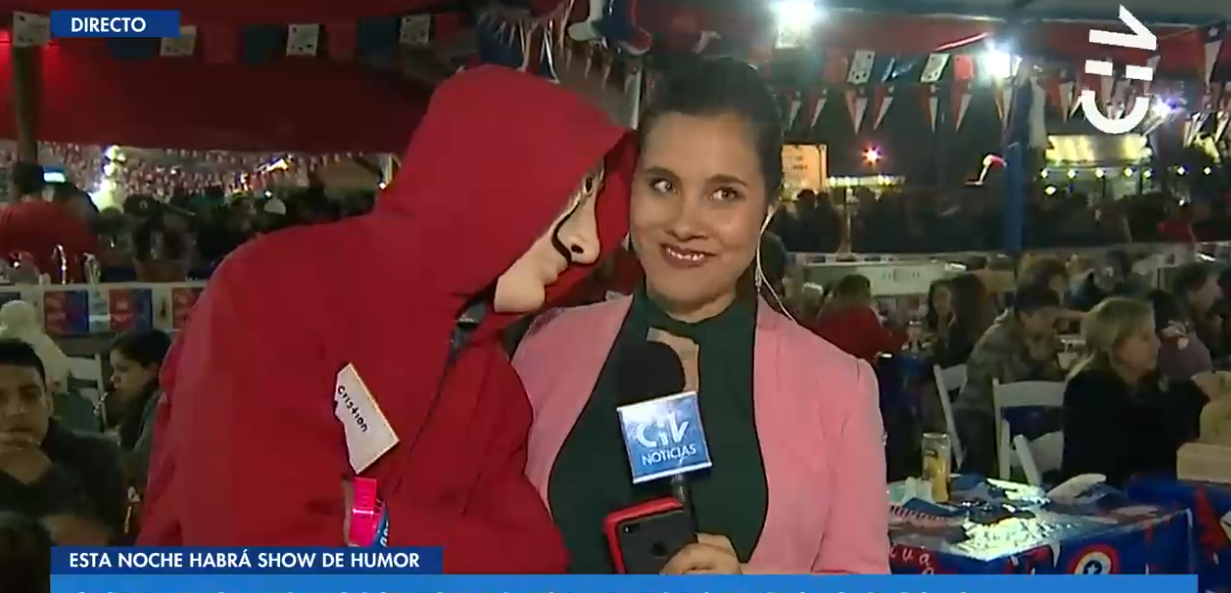 periodista de CHV es acosada durante despachos de Fiestas Patrias