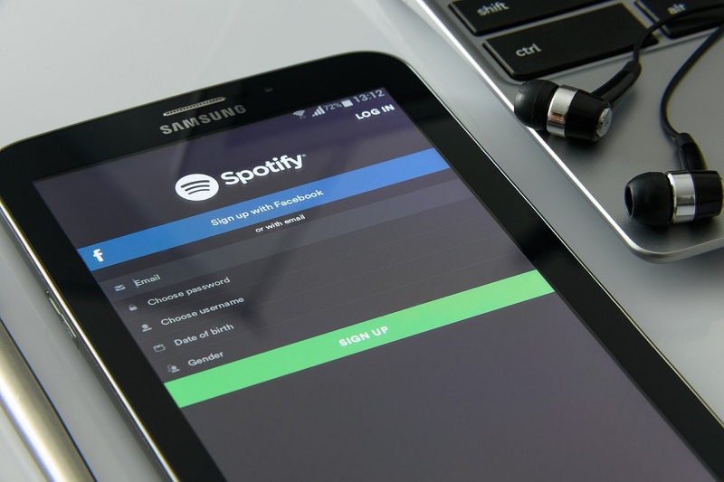 Spotify pedirá ubicación para evasión de cobros en plan familiar