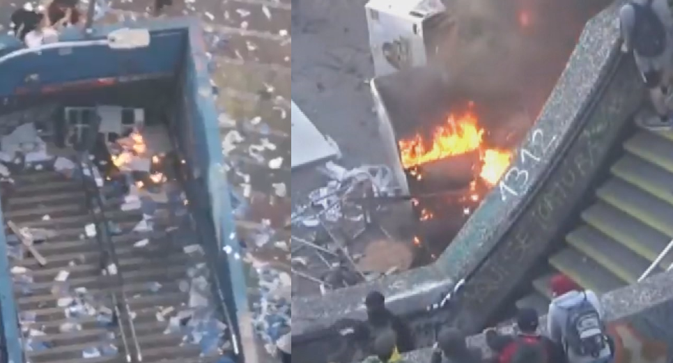 En medio de manifestaciones incendian accesos de Metro a estaciones Santa Lucía y Baquedano