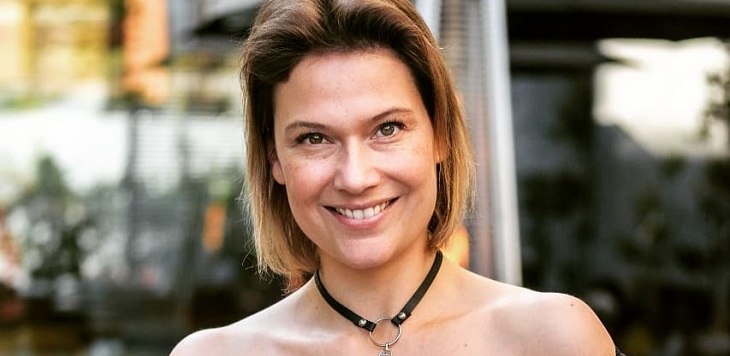 catherine mazoyer celebro 40 años con desnudo