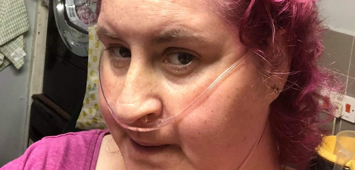 Familia de mujer con cáncer busca adelantar la Navidad: le quedan dos semanas de vida