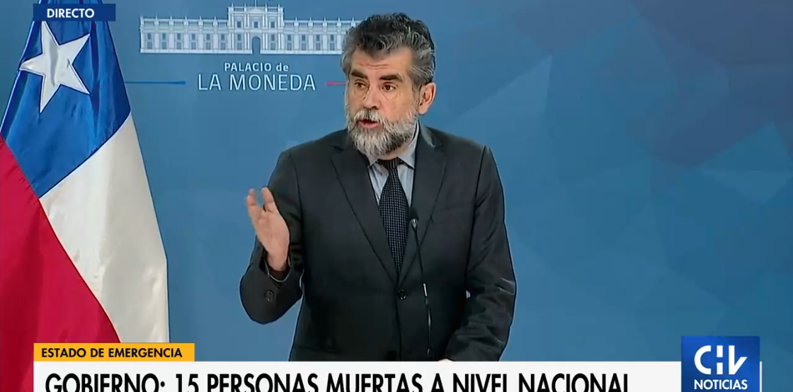 Ubilla protagonizó tenso momento con la prensa en La Moneda: "¡Yo quiero contestarles!"