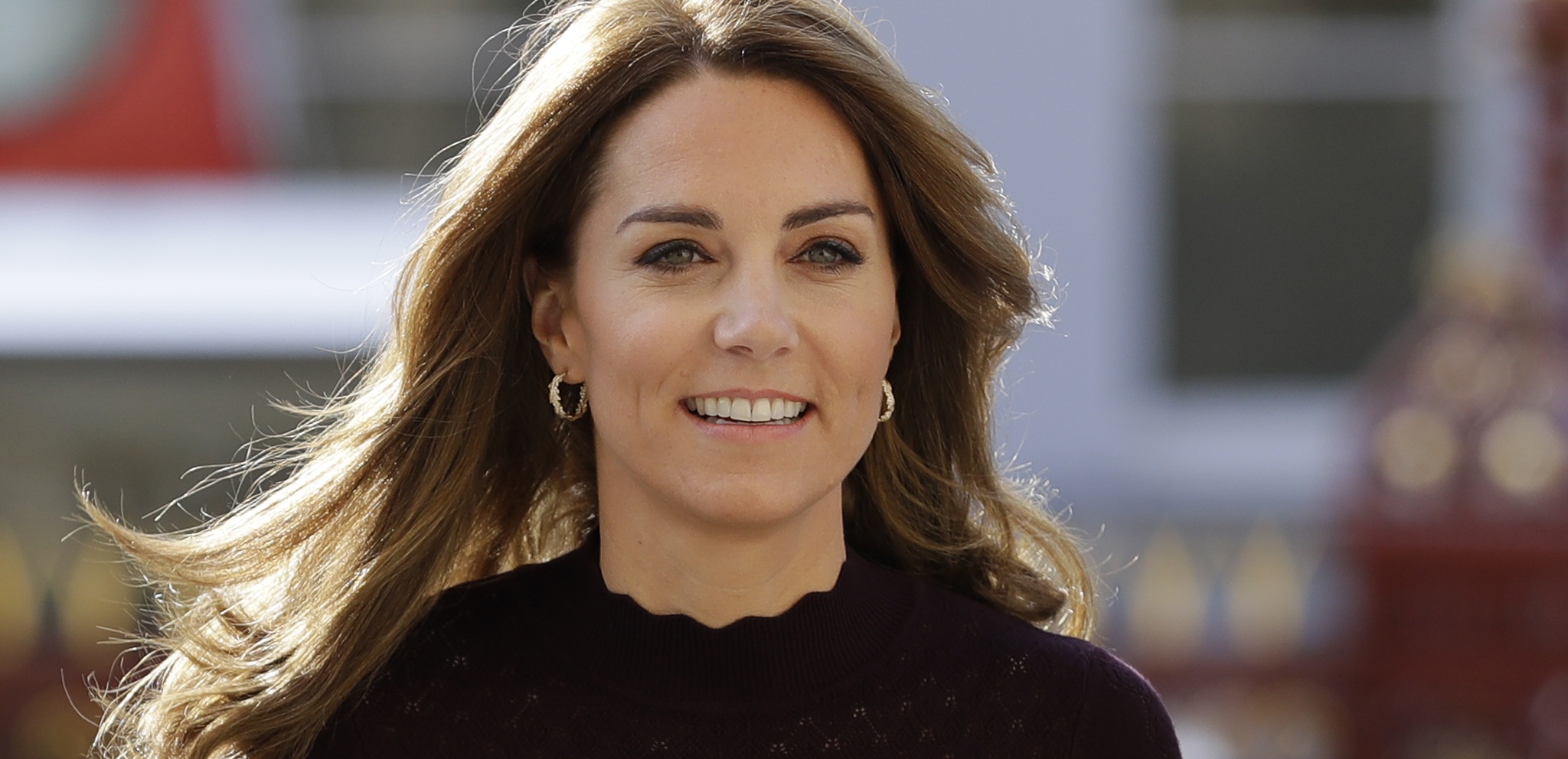 Kate Middleton robó miradas con look de "oficina" que puedes conseguir en cualquier tienda de retail