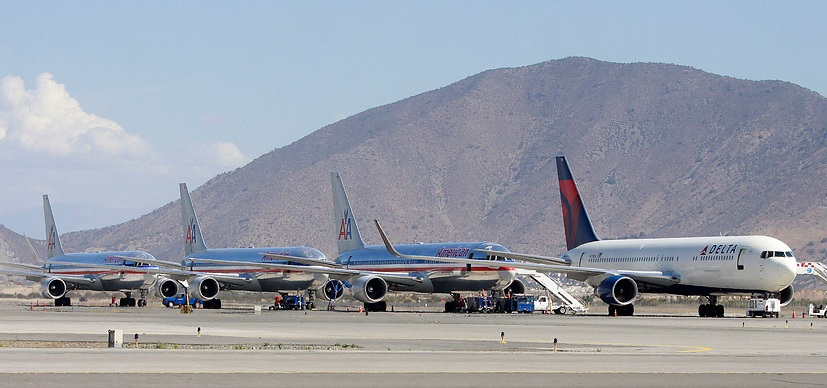 Sernac realizará demanda colectiva a American Airlines por no pago de tasas de embarque pese a cancelación de vuelos