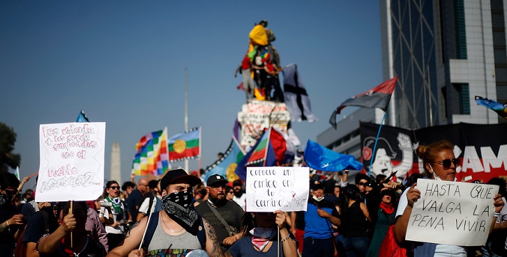 Miles de manifestantes se reunieron en Plaza Italia en nueva jornada de protesta
