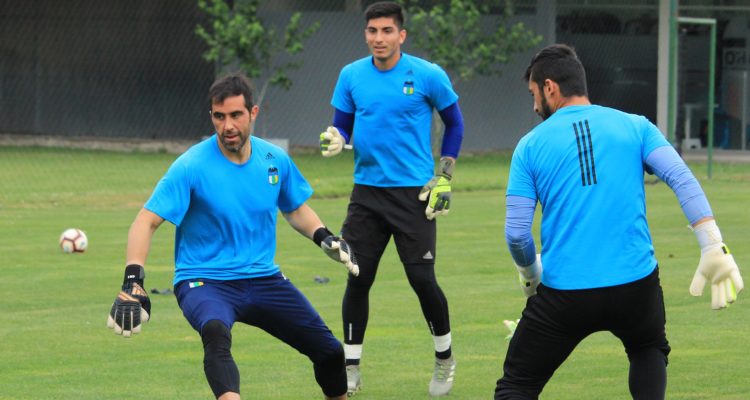 ¿Por qué Claudio Bravo fue a entrenar con O'Higgins y no con Colo Colo? Roberto Cereceda lo explicó