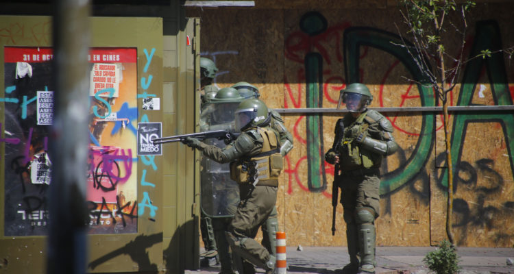 Corte de Concepción ordena a Carabineros suspender uso de balines y limitar lacrimógenas en marchas