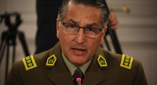 General Mario Rozas confirma que identificaron a carabineros que dispararon a estudiante en los ojos