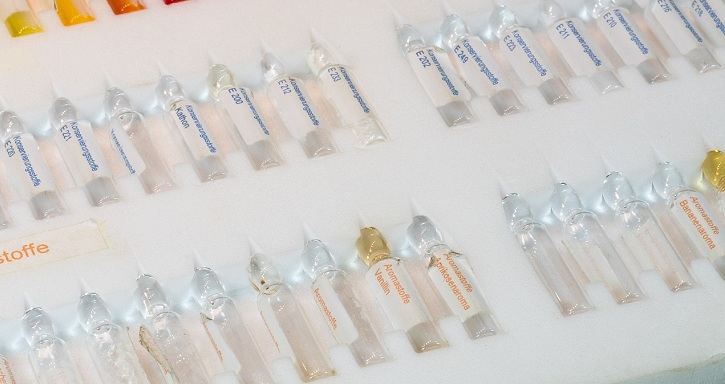 Deberán pagar más de US$15 millones: Corte Suprema condenó a laboratorios coludidos en licitaciones