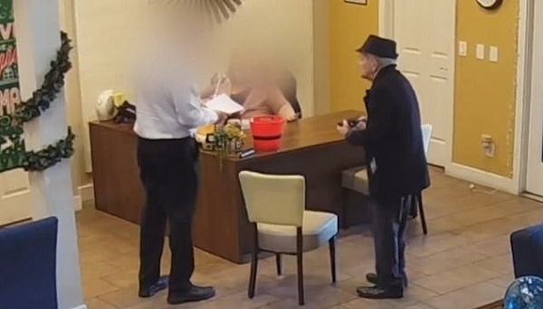 anciano 93 años dispara