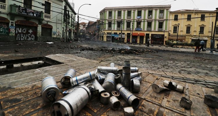 Tras los fuegos artificiales: Valparaíso vivió compleja jornada de incidentes en Año Nuevo