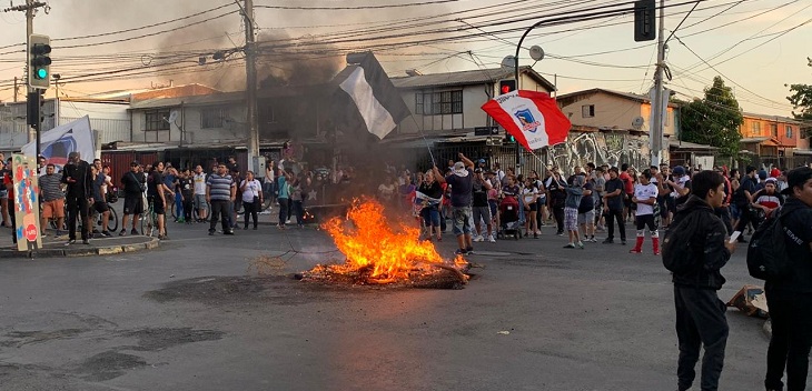 incidentes hinchas colo colo