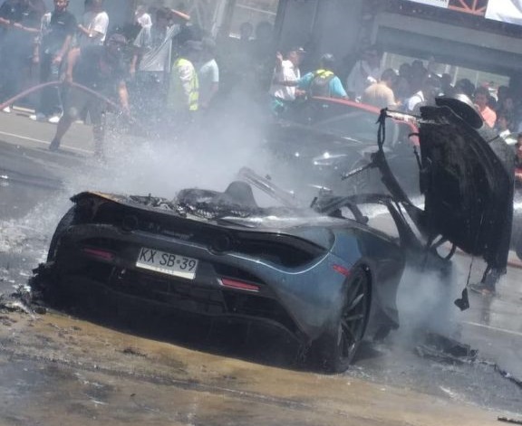 McLaren se incendió en Feria de Automóviles en Codegua: su valor bordea los $300 millones