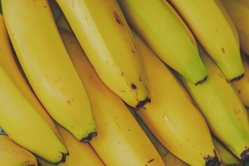 Cargamento de bananos es requisado en Francia por inédito contrabando: 500 kilos de cocaína