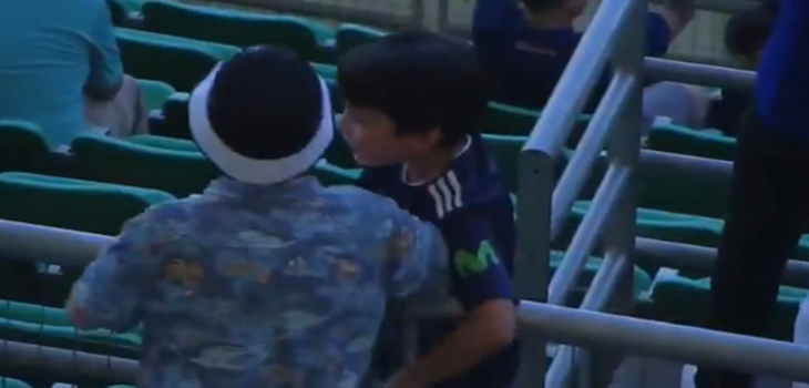 Abrazo entre pequeños hinchas de Colo Colo y la 'U' se volvió viral en final de la Copa Chile