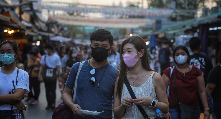 Suben a 722 los muertos por el coronavirus: falleció el primer contagiado extranjero