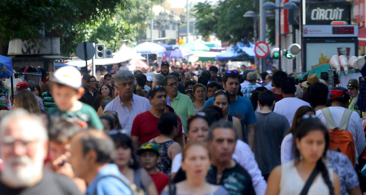 ¿Cuándo comenzará a regir el nuevo sueldo mínimo de $319 mil?