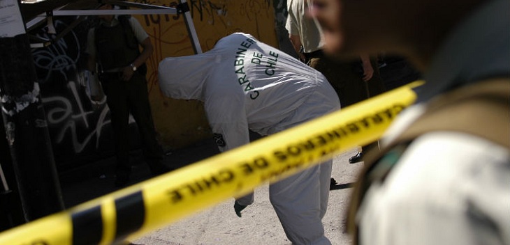 Balacera contra un joven terminó con la vida de una mujer que estaba dentro de su casa en La Pintana