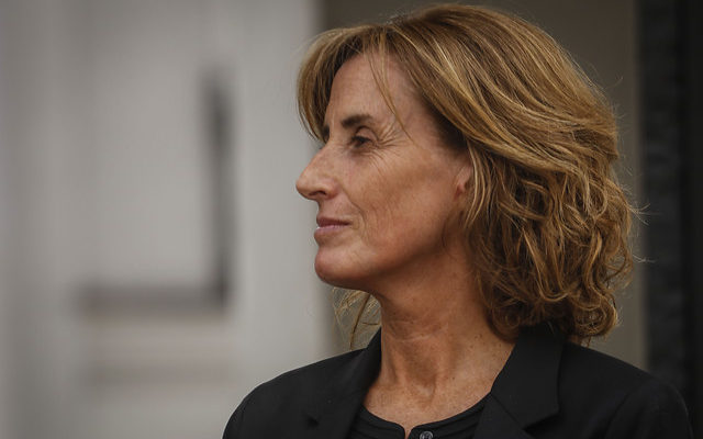 Colegio de Profesores por renuncia de Ministra Cubillos: 