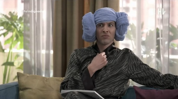 escena cómica de gemelas