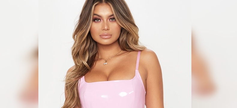 Joven compró 'sexy' vestido en tienda online y cuando llegó se llevó divertida sorpresa: es viral