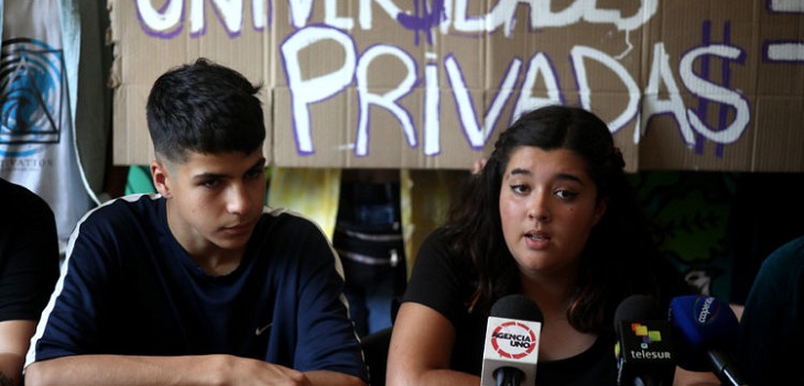 Aces llamó a tomarse los colegios este miércoles en rechazo al gobierno de Sebastián Piñera