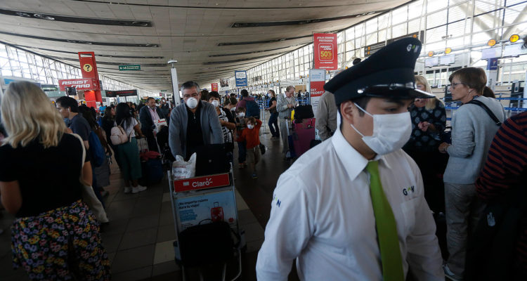 Gobierno se querella contra joven que viajó desde Santiago a Temuco con Covid-19