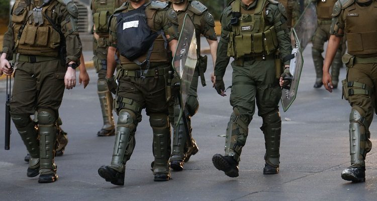 Joven denunció brutal golpiza de carabineros en Puerto Montt: su rostro quedó desfigurado